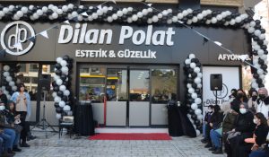 Dilan Polat güzellik merkezi açıldı.