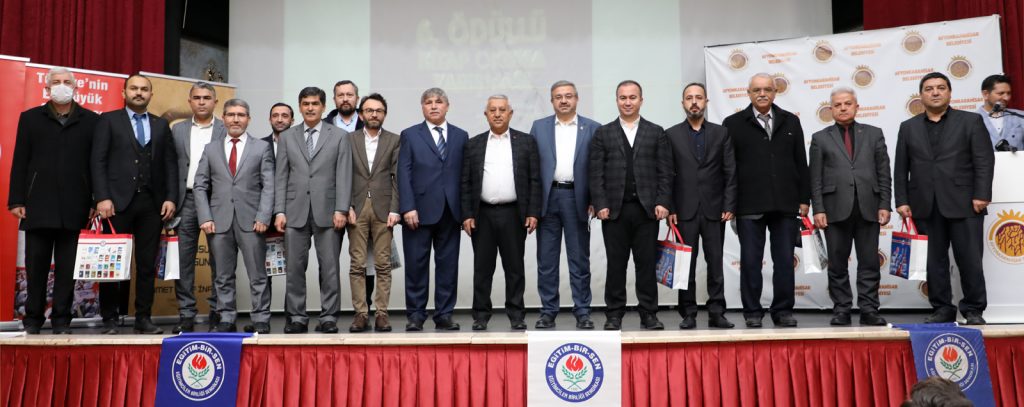 Ödüllü Kitap okuma yarışması başladı