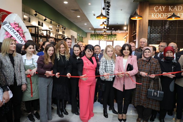 Kadın Kültür Kafe Market  Açıldı