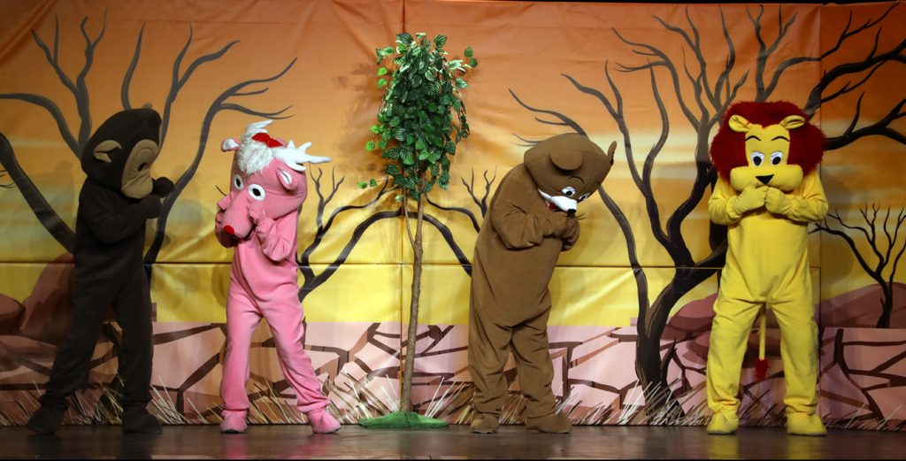 Perde Çocuklar için açıldı