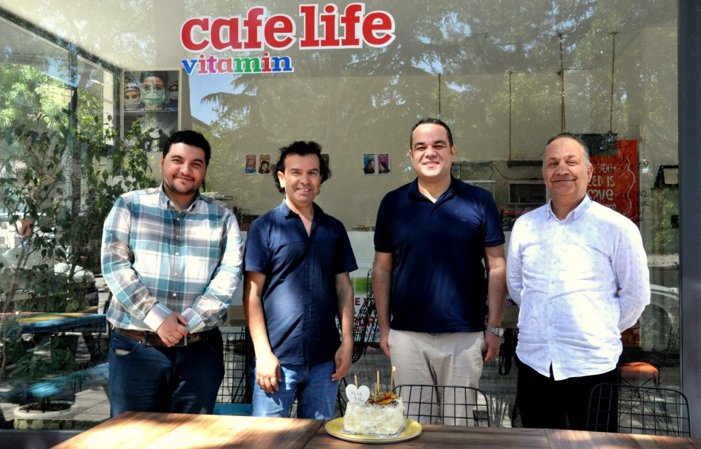 Önder Artuk’a doğum günü sürprizi