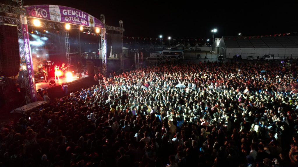 Atiye’den muhteşem konser