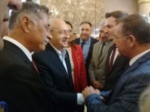 6’LIMASA AFYON İL BAŞKANLARI KILIÇDAROĞLU’NU KARŞILADI.