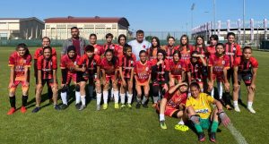 Kadın Futbol takımı destek bekliyor