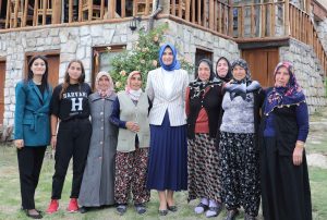 Vali Yiğitbaşı İhsaniye’de Temaslarda Bulundu