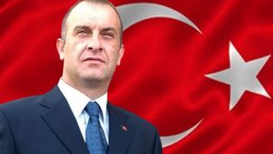 Engin Ayengin CHP’ye katıldı