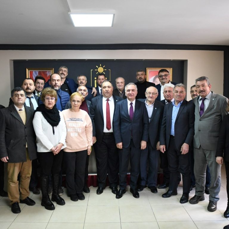 Mustafa Enis Arabacı ilçe başkanları ile buluştu