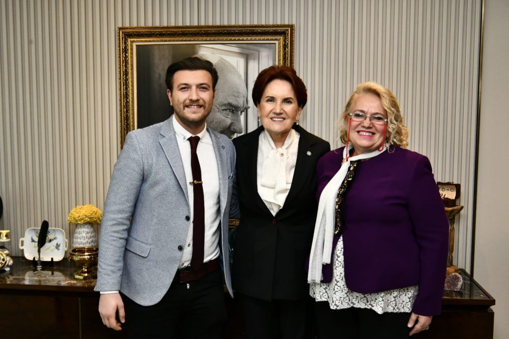 Av.Nilgün Seçen İyi Parti milletvekili aday adaylığını açıkladı