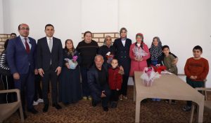 Vali Yiğitbaşı, Sandıklı’da Depremzede Aileleri Ziyaret Etti