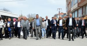 Şuhut Mustafa Enis Arabacı’yı bağrına bastı