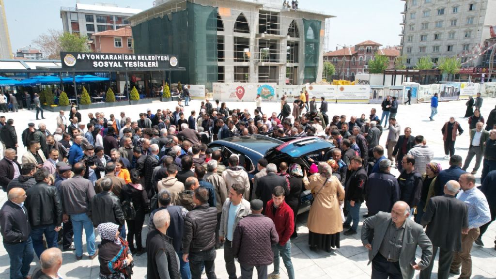   TOGG AFYONKARAHİSARLILARLA BULUŞTU