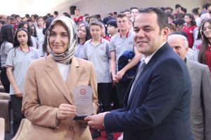 “BÖYLE DONANIMLI BİR TEKNİK KOLEJDE OKUMAK BÜYÜK ŞANS”