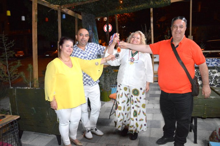 Tavla turnuvası şampiyonu Nilgün Seçen oldu