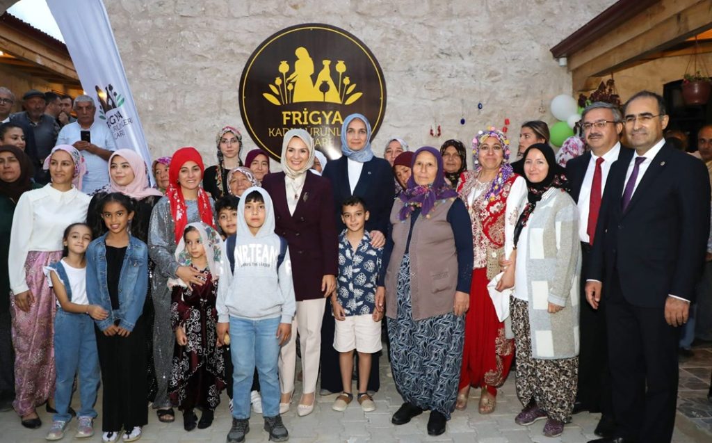 Frigya Kadın Ürünleri Pazarı açıldı