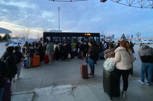 Yağcı Mahsur Kalan Öğrencilere Otobüs Gönderdi