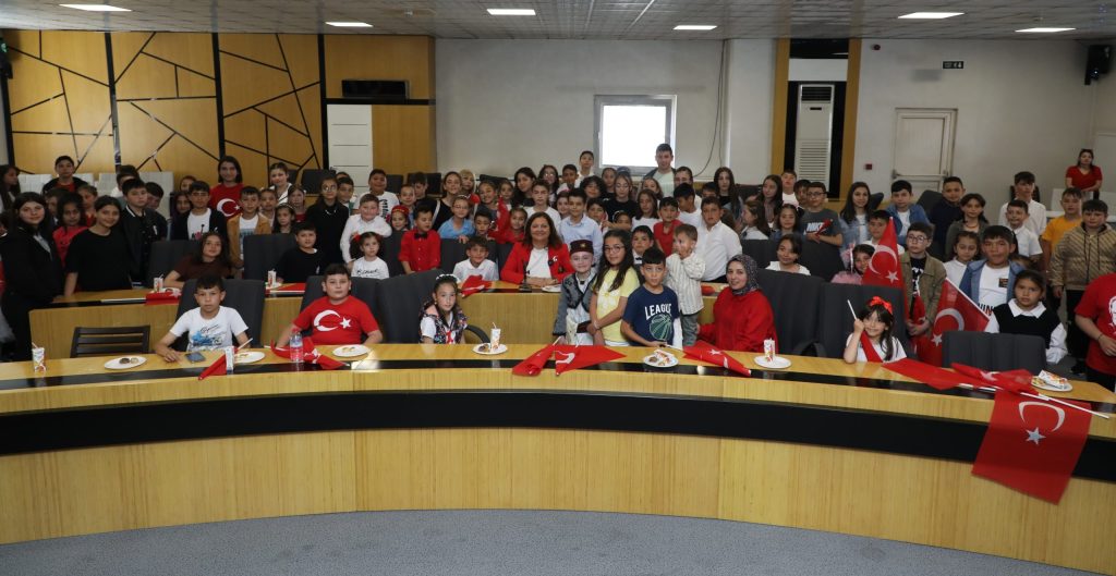 23 NİSAN ÇOCUK MECLİSİ TOPLANDI