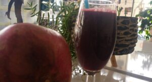 Nar suyunun antioksidan seviyesi yeşil çaydan daha yüksek