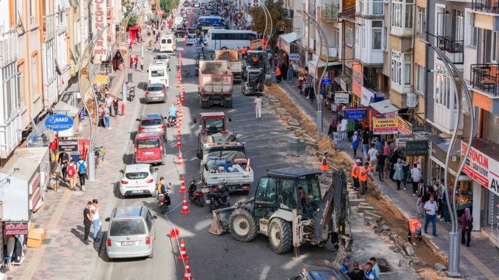 AMBARYOLU’NDA ÇİFT YÖN ÇALIŞMALARINA BAŞLANDI 