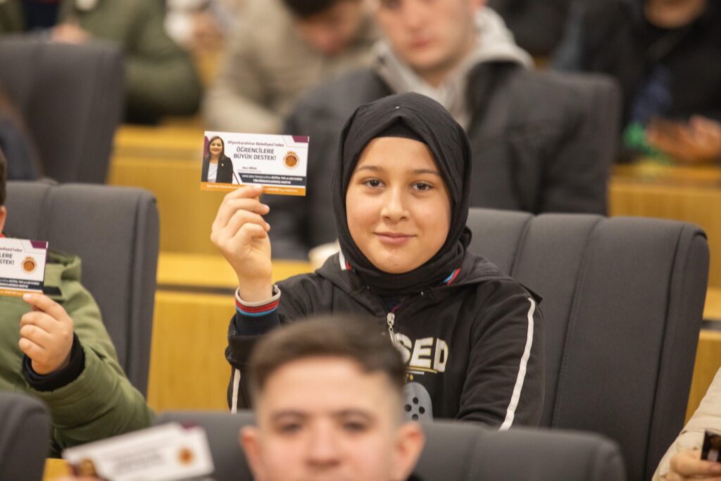 EĞİTİM, GELECEĞE EN GÜÇLÜ YATIRIMDIR