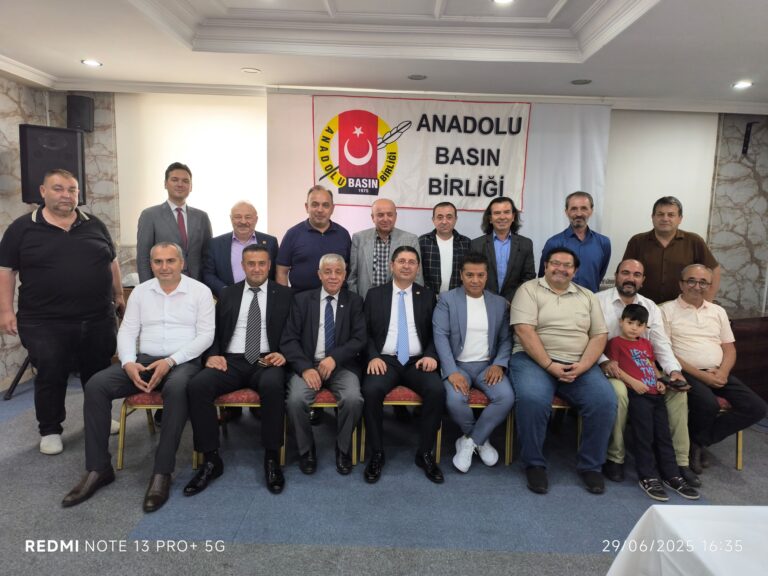 Afyonlu Gazeteciler Yeni Bir Dernekte Buluştu