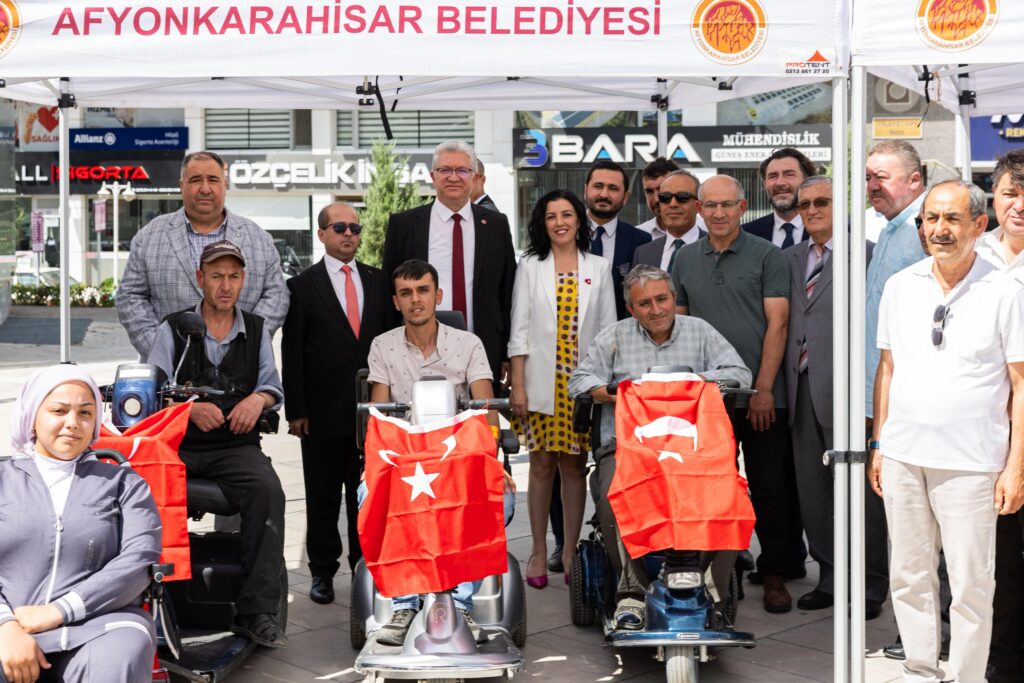 YÜREĞİMİZDE ENGEL YOK