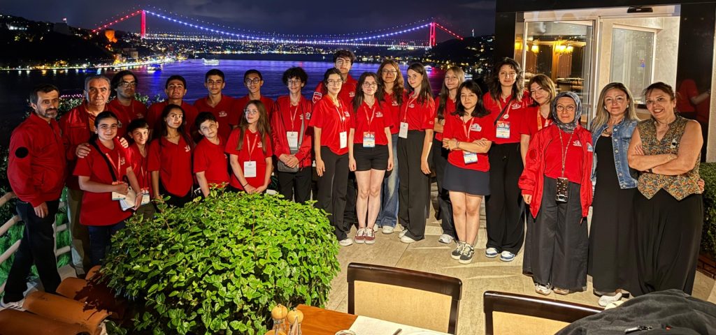 HACI DEMİR ŞAMPİYONLARI MİSAFİR ETTİ